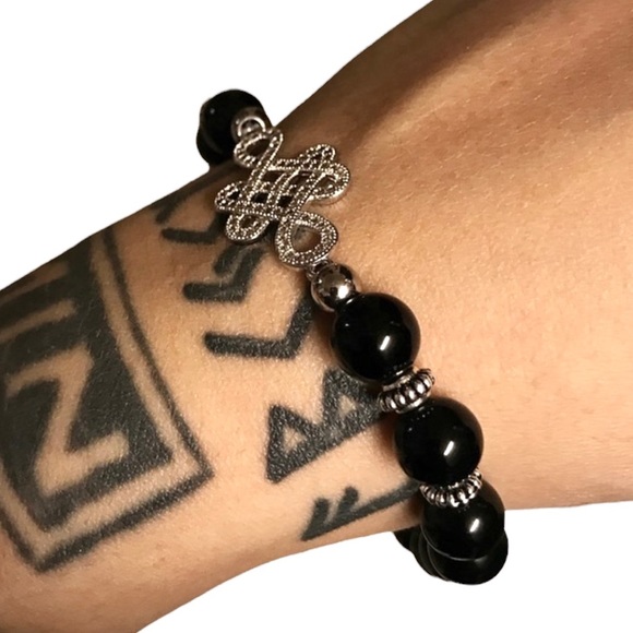 Genuine onyx white gold plated cz cubic zirconia celtic knot charm bracelet - Picture 8 of 10